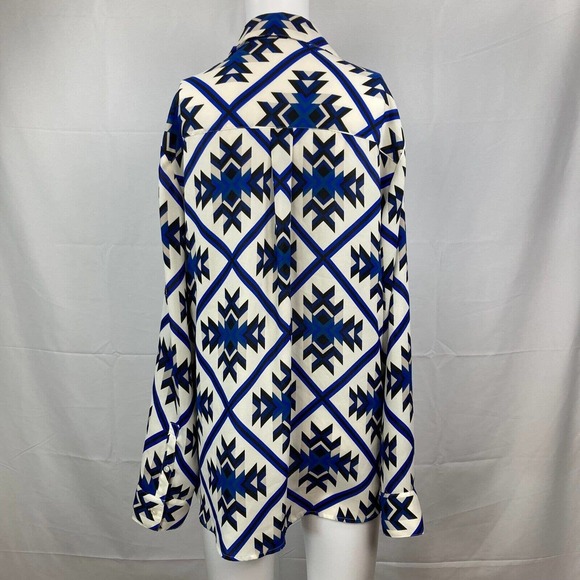 Express Shirt Womens Sz L Ivory Black Blue Patterned Pocket Button Up Blouse - Picture 2 of 11